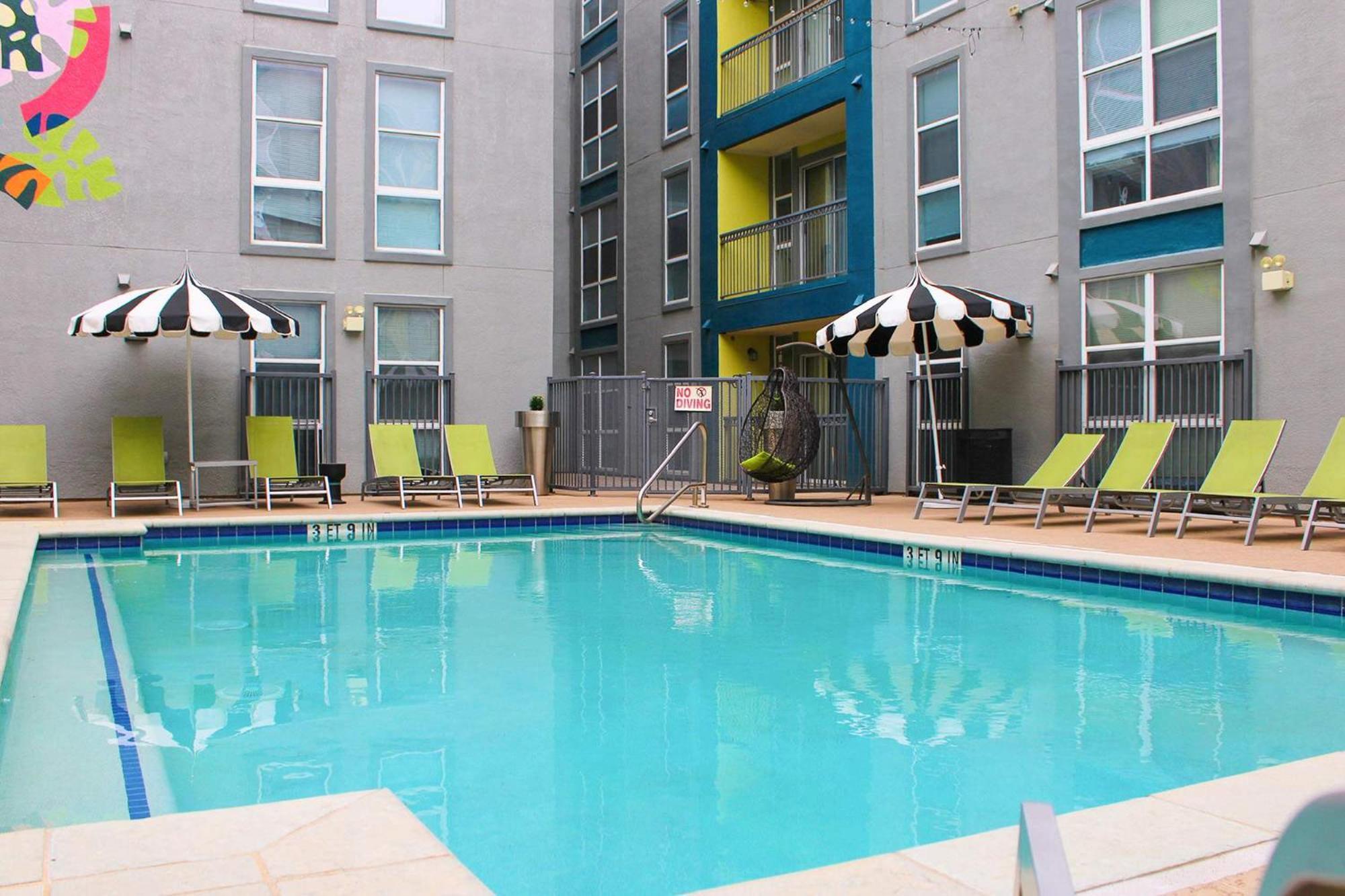 Upstay - Condo With Pool Gym Games And Bbq Austin Exterior photo